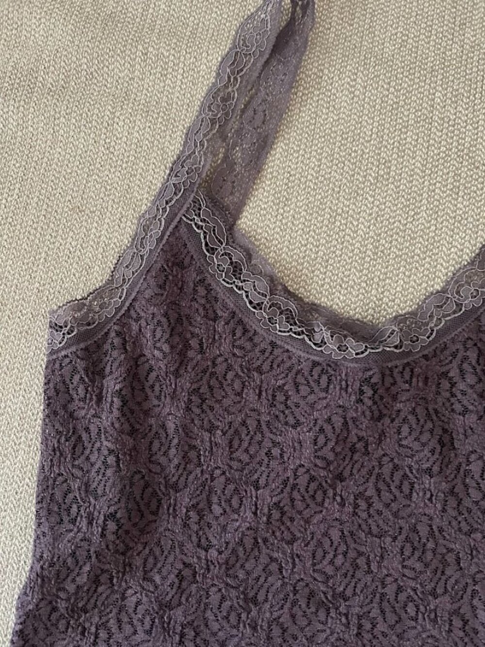 BDG Urban Outfitters Jaida Purple Plum Lace Mesh Tank Top Camisole Size Medium - Picture 6 of 13